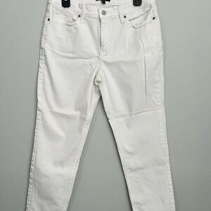Banana Republic Girlfriend White Slim Straight Leg Jeans